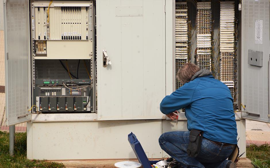 besoin d'un électricien Saint-Pierre-du-Perray